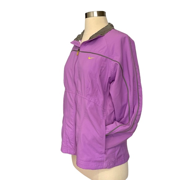 Nike Sphere Dry Women’s Large Zip Up Jacket Purple in Color - Picture 3 of 8